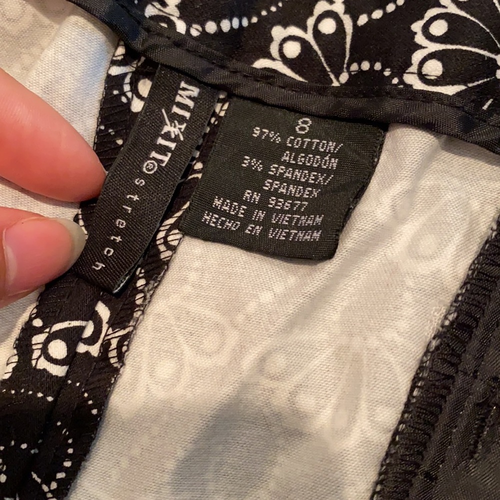 Mixit Shorts - Picture 3 of 4